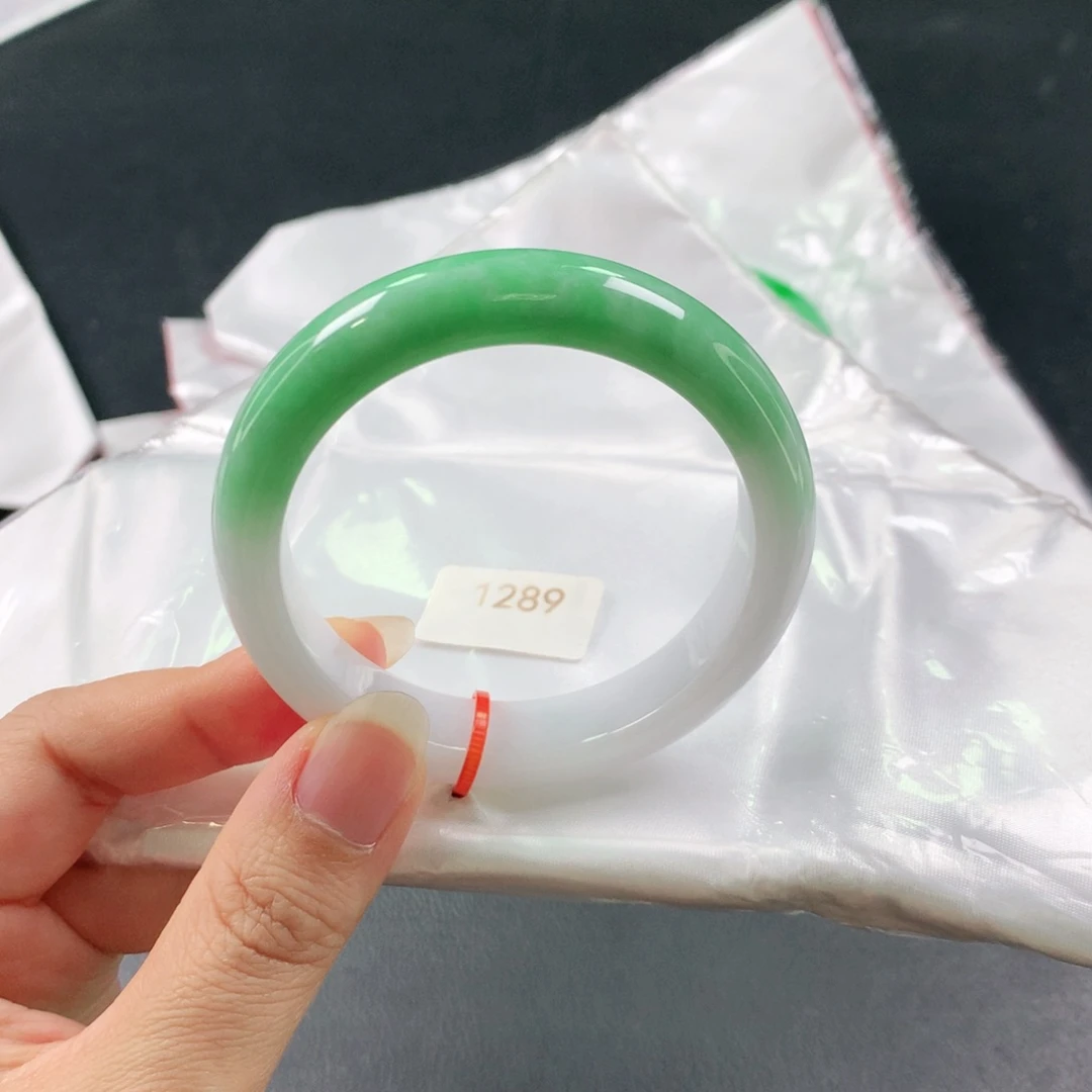 未镶嵌手镯翡翠半山水03