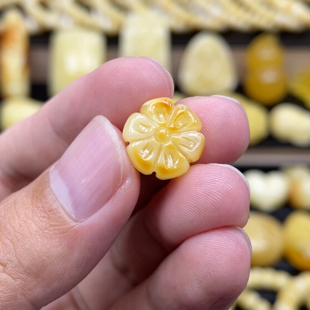琥珀未镶嵌裸石琥珀蜜蜡