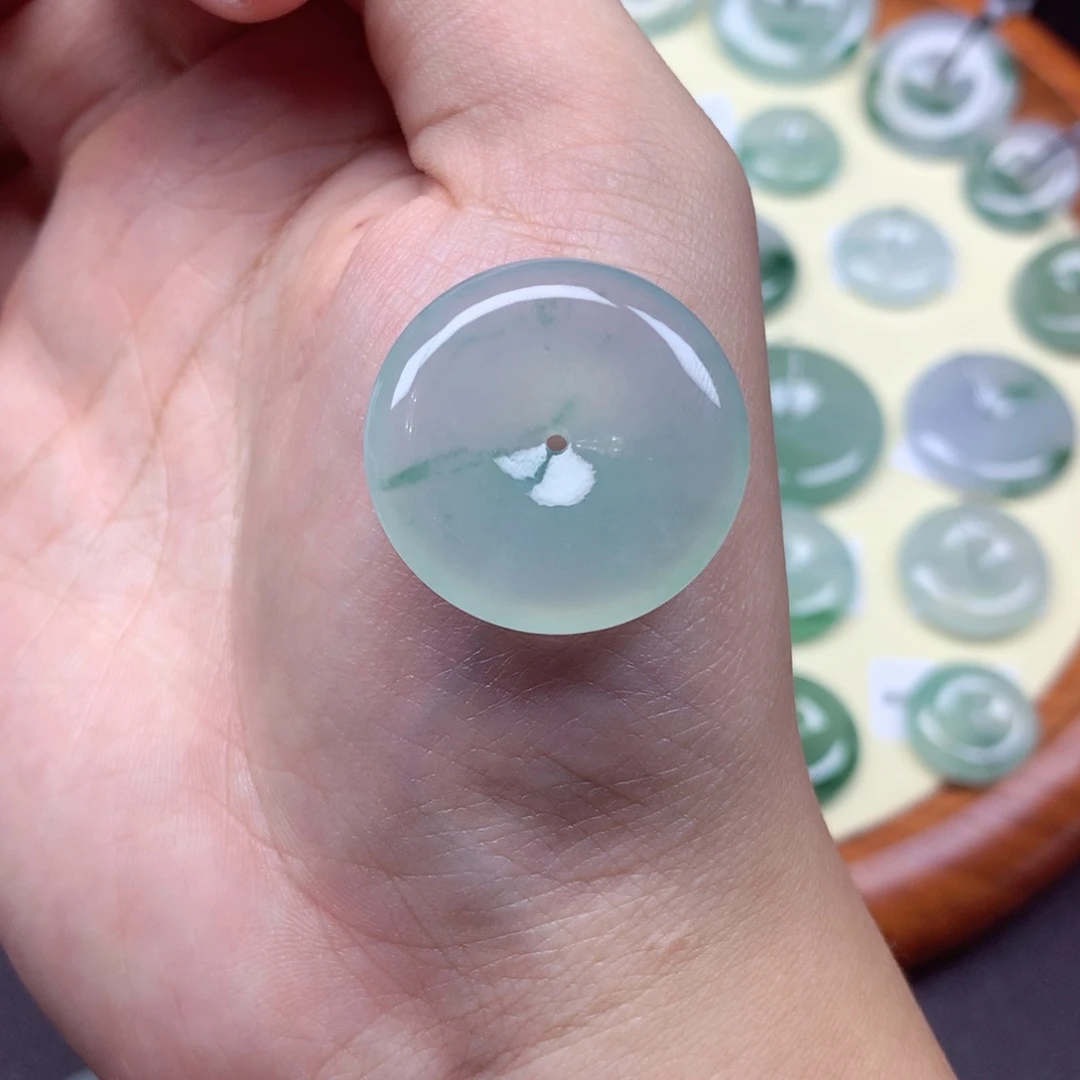 翡翠未镶嵌颈饰吊坠28/6mm