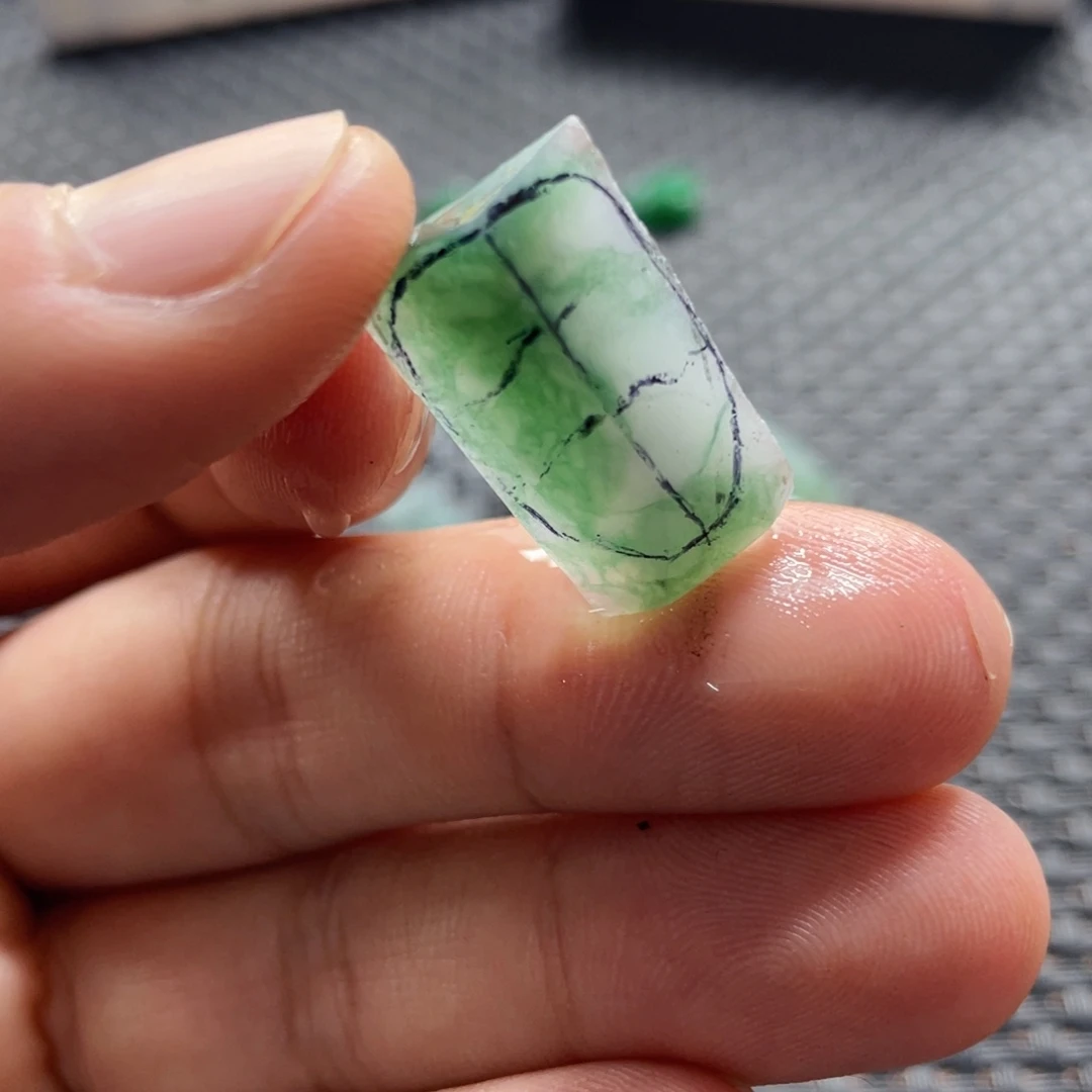 定制翡翠未镶嵌叶子