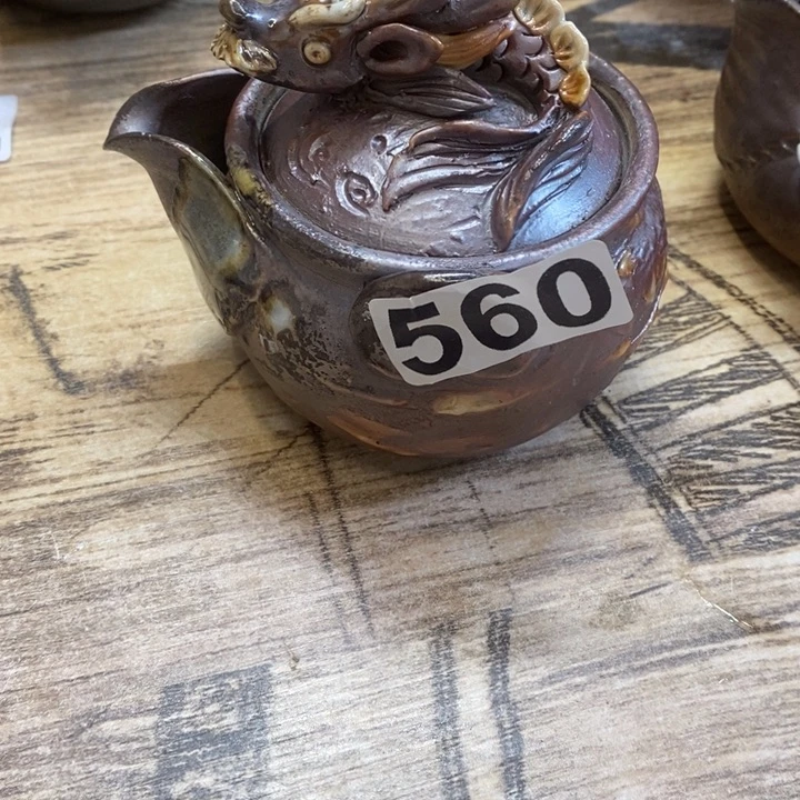杯纯**刻柴烧肉等特色小吃的