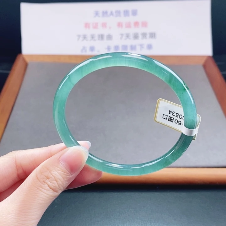 翡翠未镶嵌手镯翡翠手镯27