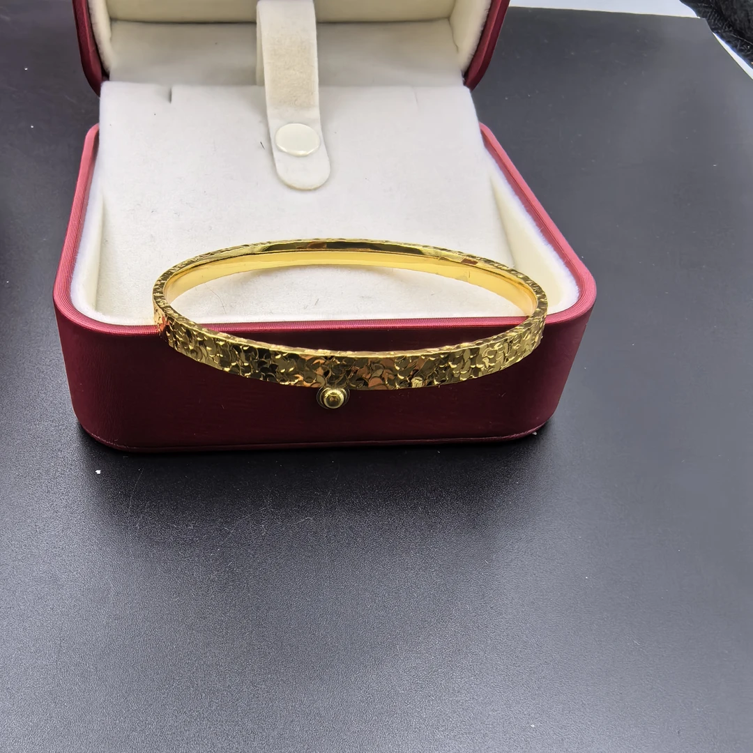 【绚丽多彩 光彩照人】手镯 GDJ4232