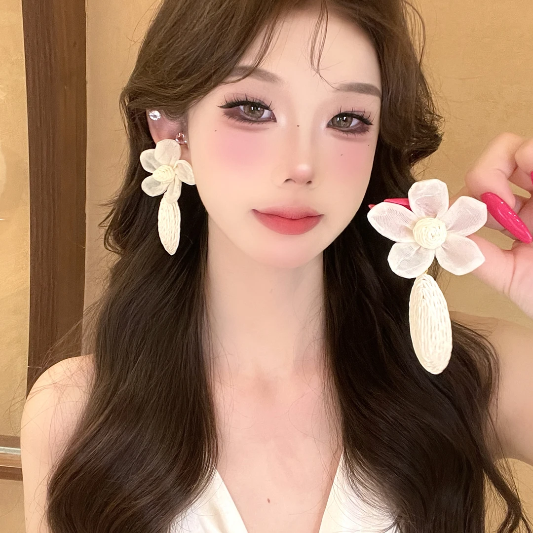 钨合金布艺耳饰 波西米亚花朵耳环甜美温柔优雅气质度假耳饰