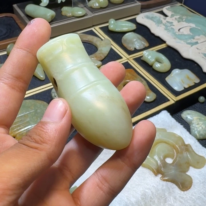 中***玩玉玉摆件蝉蝉器形