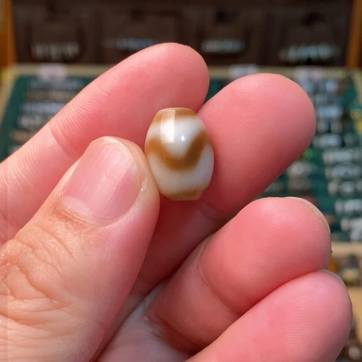 未镶嵌玛瑙/玉髓珠宝半成品