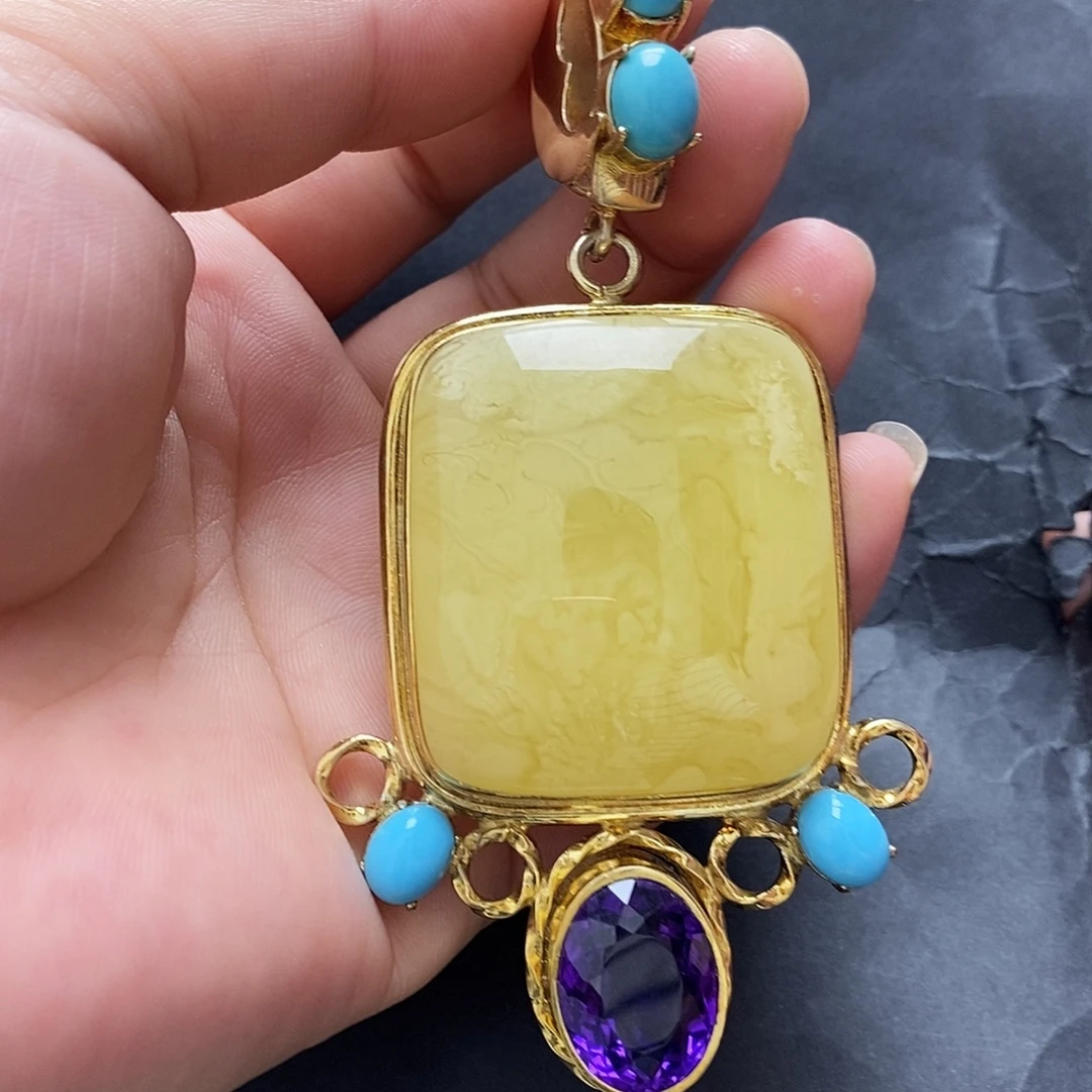 琥珀未镶嵌裸石吊坠