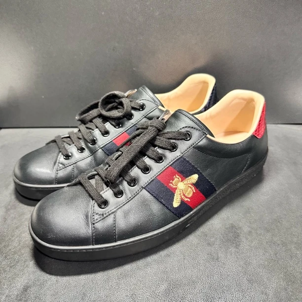95新 GUCCI/古驰 44码/古驰95新 低帮小蜜蜂黑色板鞋