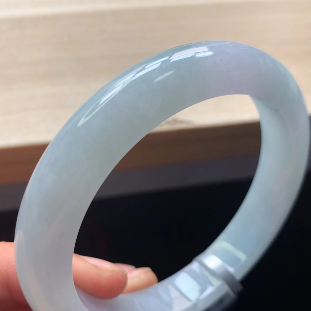 未镶嵌手镯翡翠手镯