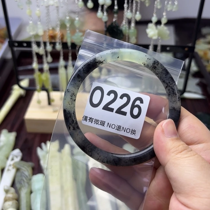 蛇纹石玉发饰合金灯***_