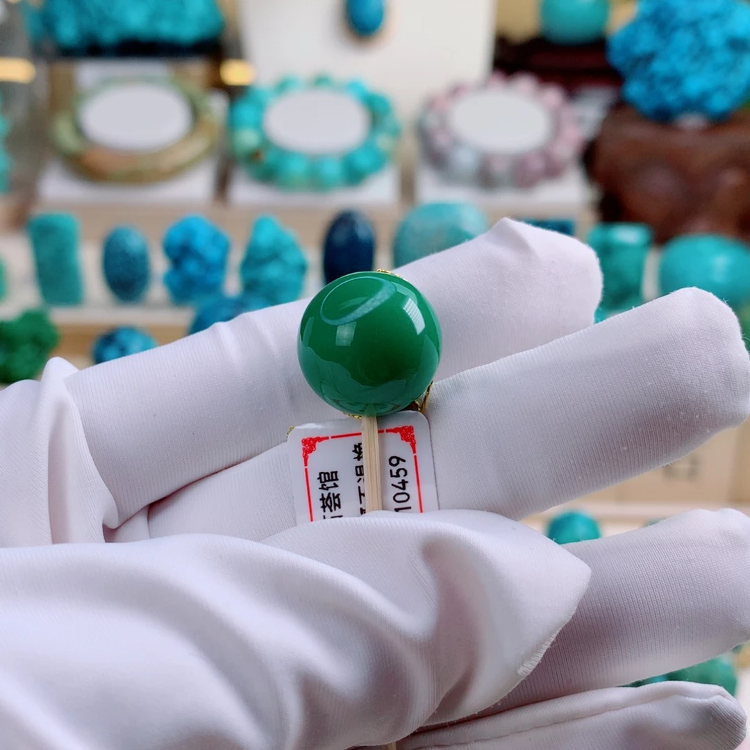 未镶嵌绿松石珠宝奇石