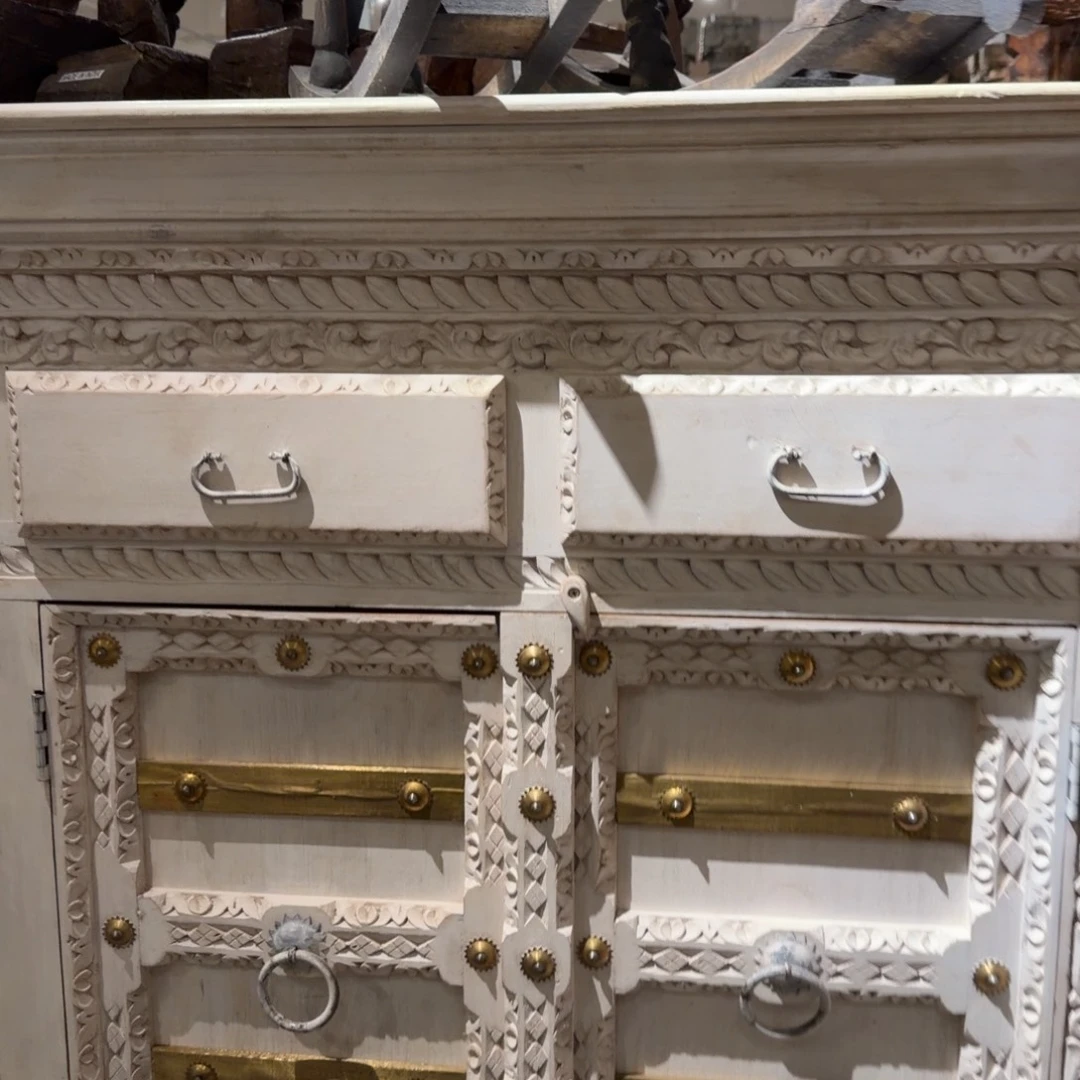 爱***猫铁你是谁在你身边我在等着