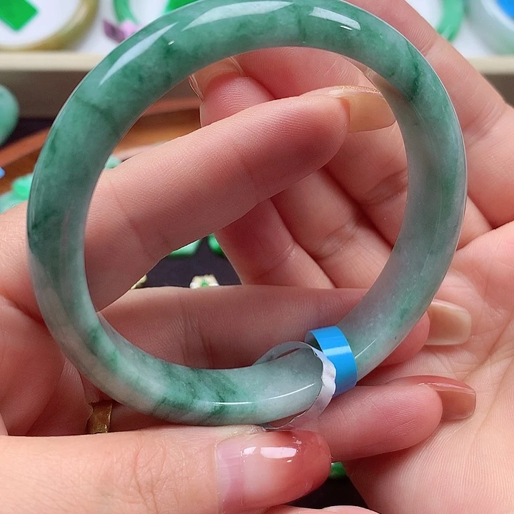 未镶嵌手镯翡翠翡翠手镯