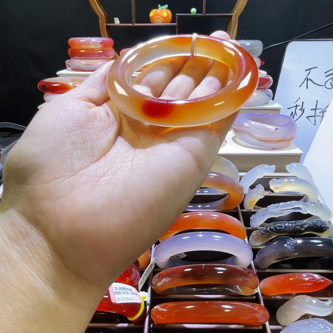 手镯玛瑙/玉髓未镶嵌