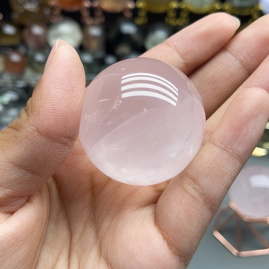 杨****水晶珠宝半成品未镶嵌