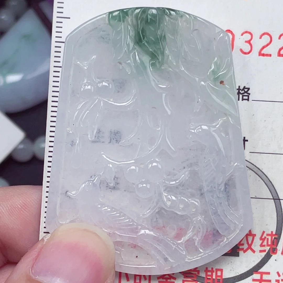 翡翠未镶嵌颈饰吊坠