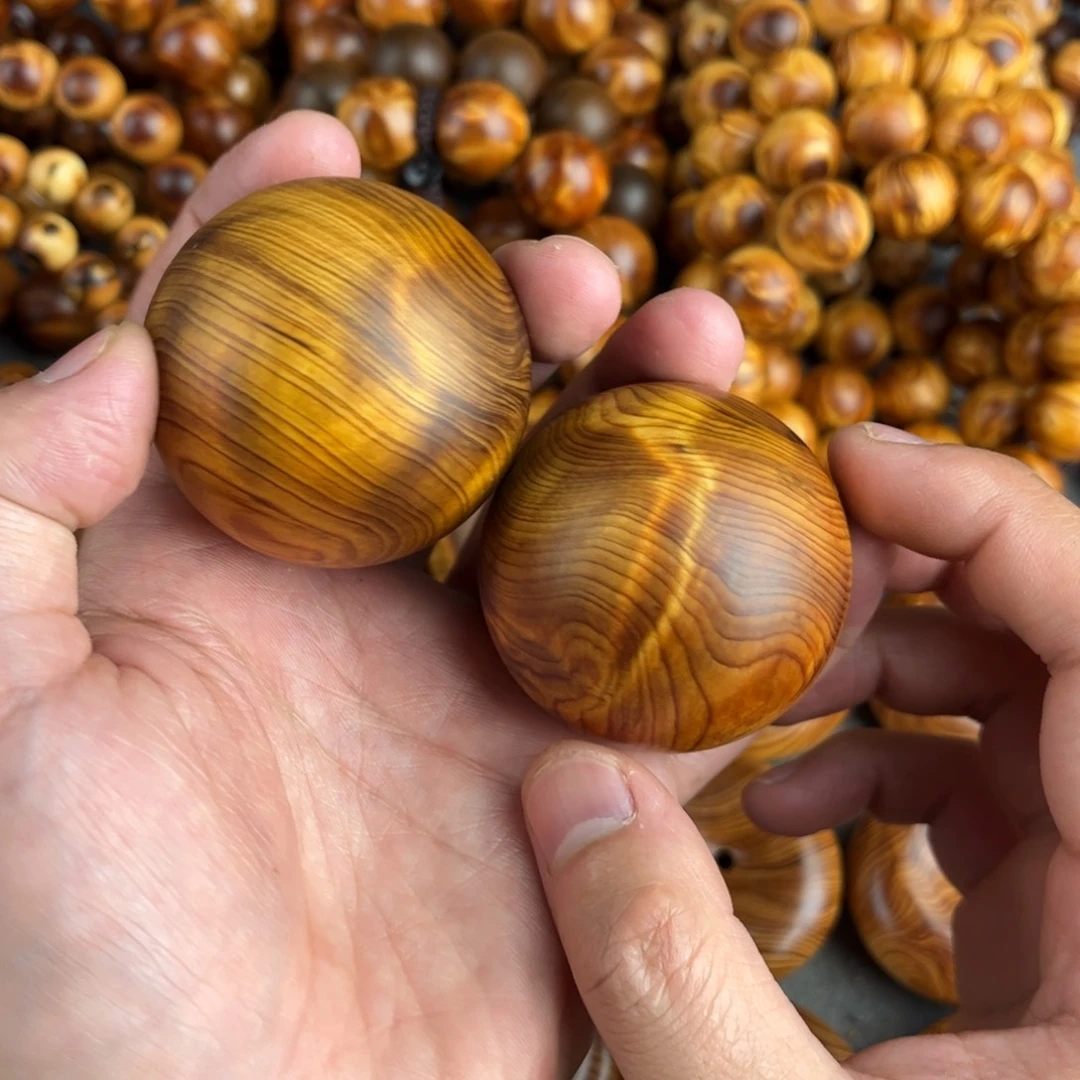 柏木（崖柏）其他5.0龙胆闪电微瑕