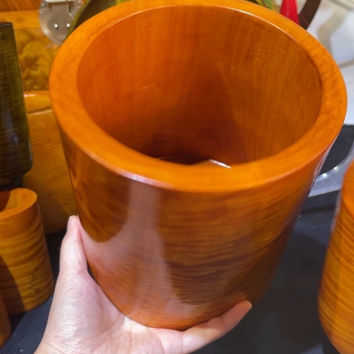 金丝楠笔筒1556666666666666