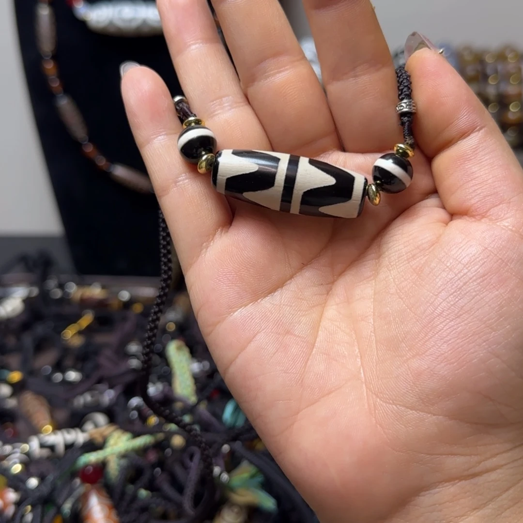 玛瑙/玉髓合金颈饰