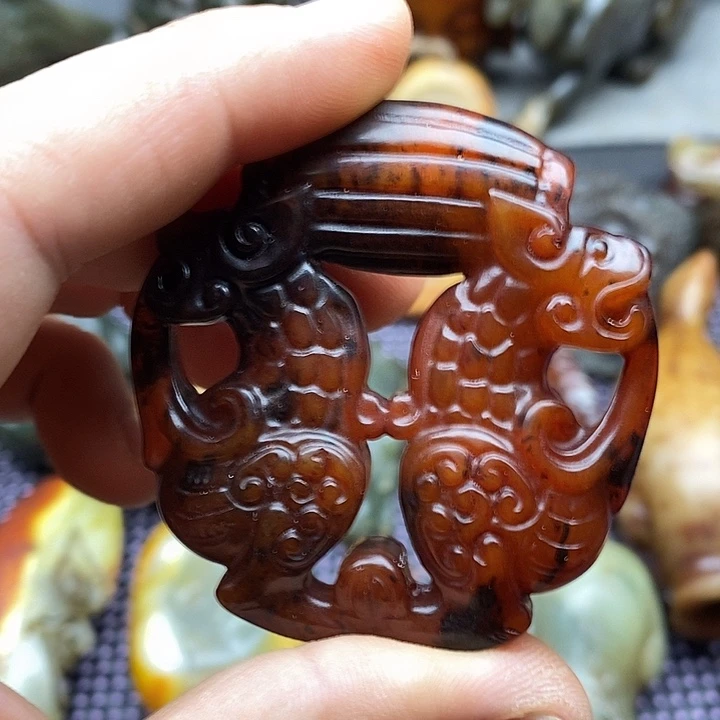 未镶嵌蛇纹石玉颈饰