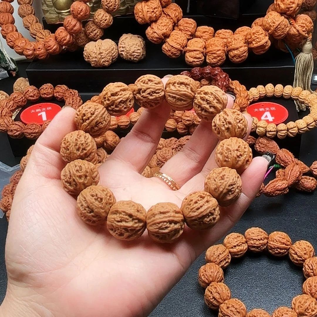 钢***儿文玩核桃把件核桃手