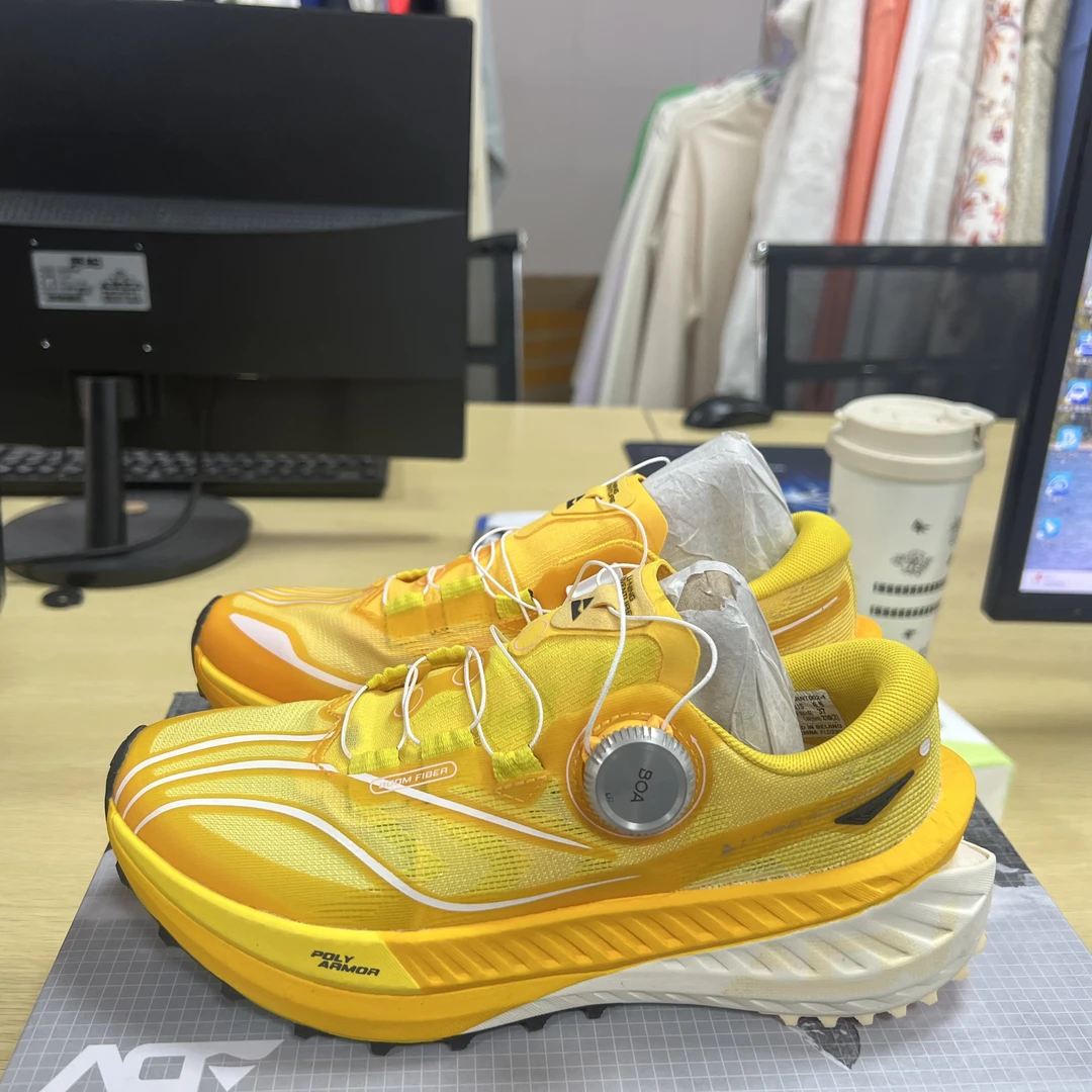 《B品以直播展示为准》鞋面脏(X876)李宁女子运动鞋ARNT002-1