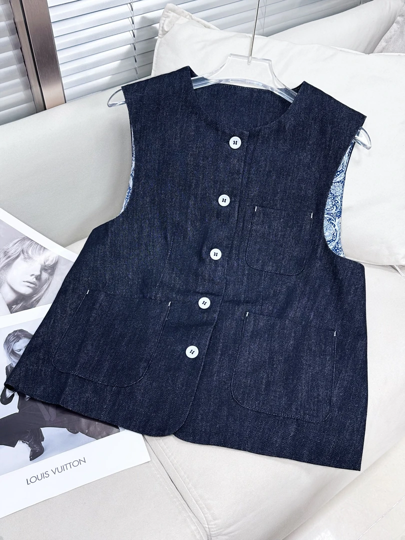 【轻奢小众】时尚显瘦牛仔棉撞色印花里边工装马甲