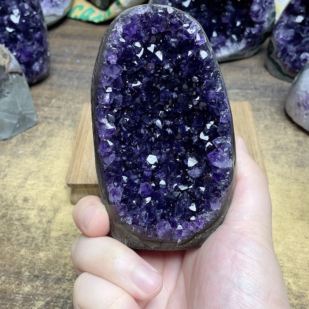 未镶嵌紫晶大型摆件（非配饰）