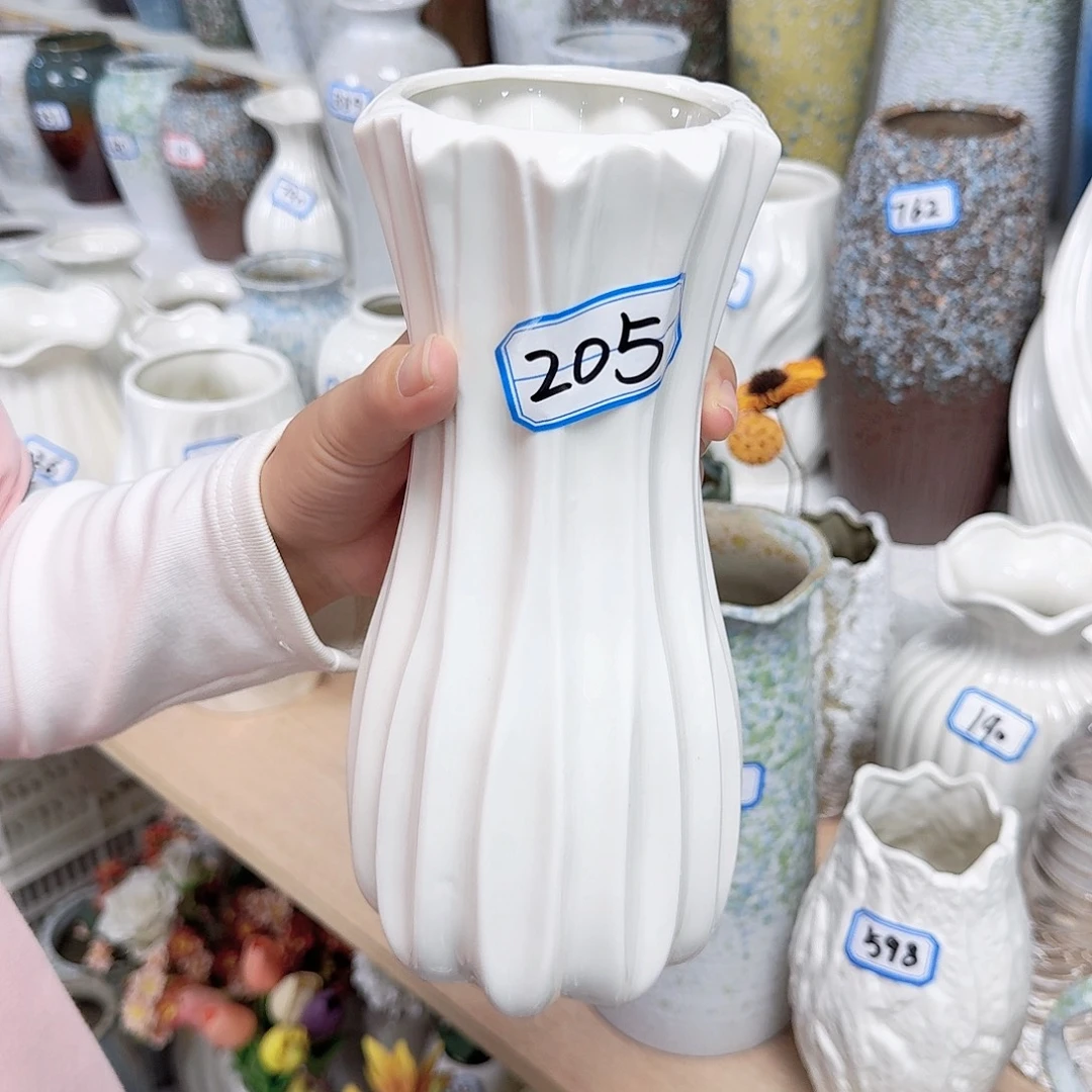 205号陶瓷高23厘米清理一个