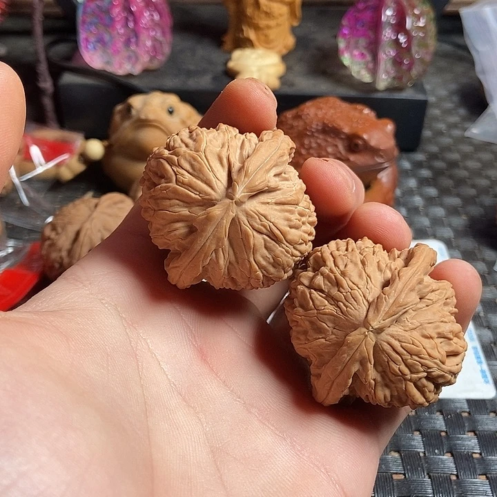 文玩核桃吊坠叁**?狮子