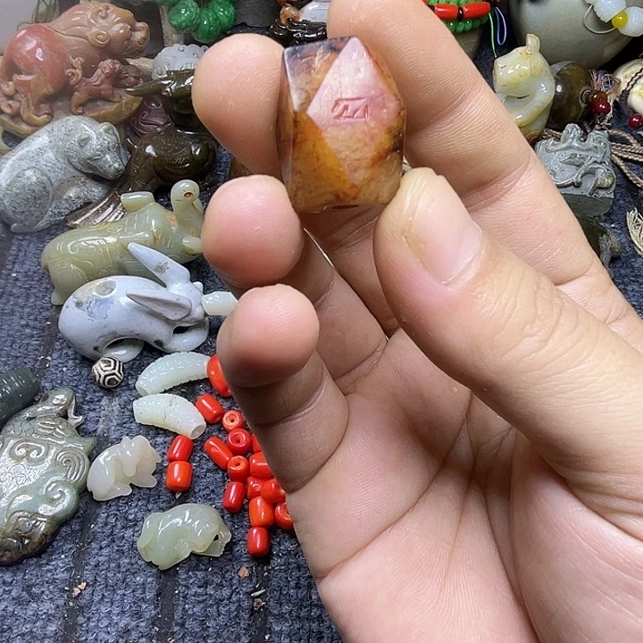 玛瑙/玉髓合金颈饰