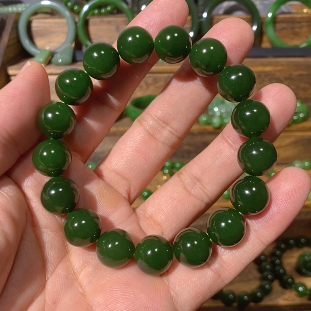 【闪购商品】吊坠(不含链)未镶嵌和田玉俄七红皮菠菜绿手串12