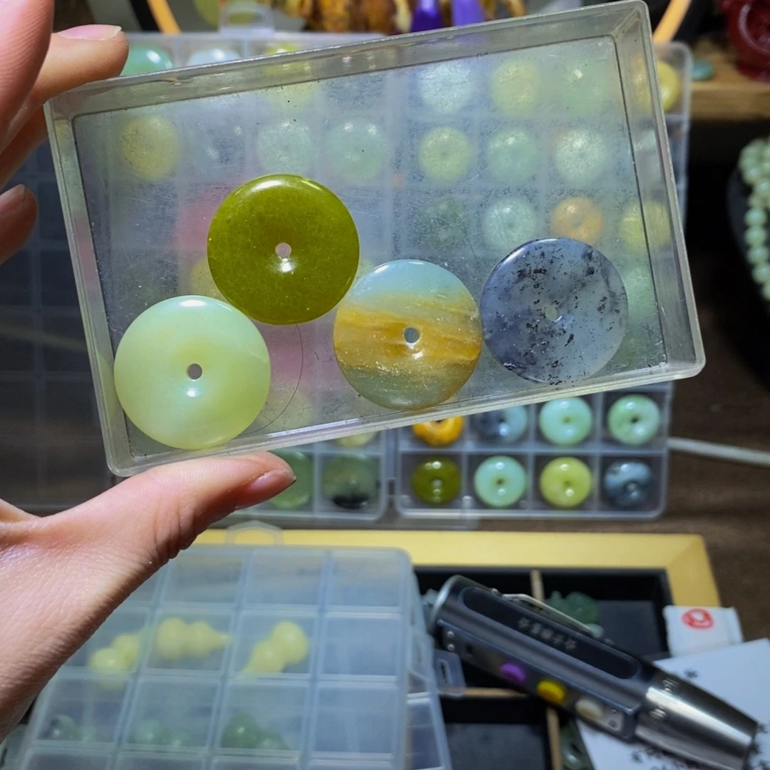 蛇纹石玉其他合金31