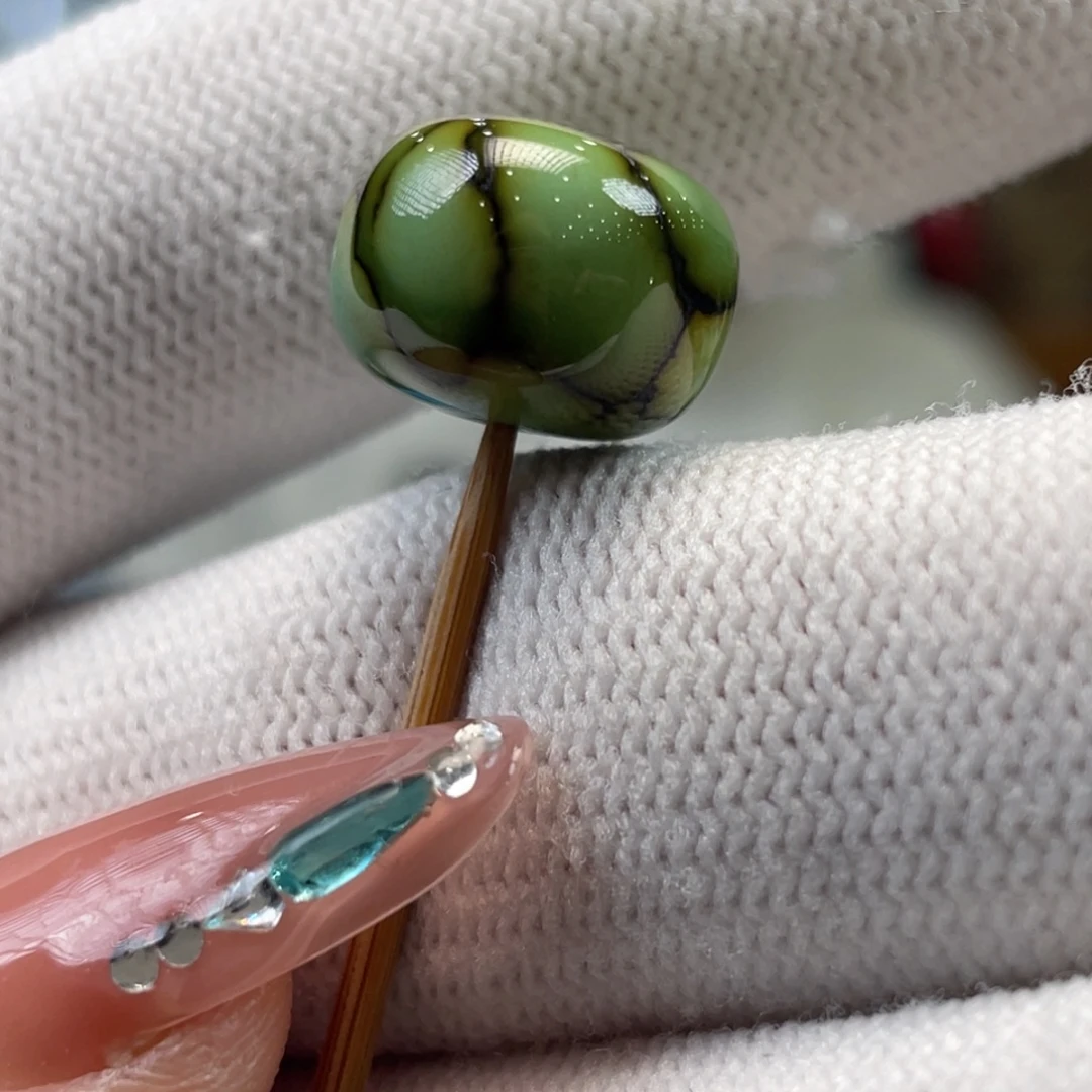 绿松石未镶嵌挂件