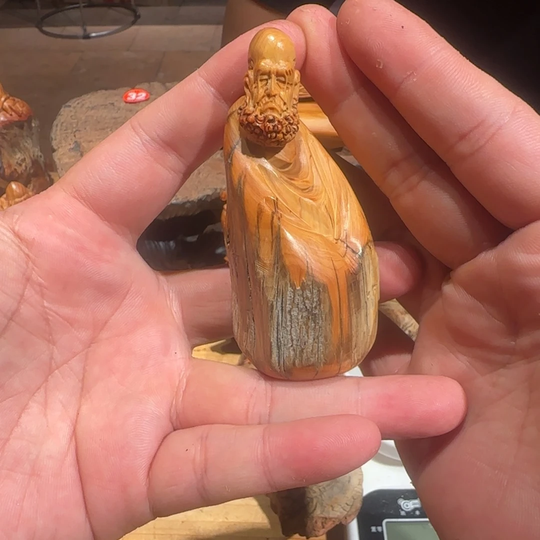 像***️柏木（崖柏）太行崖柏纯手工制作的
