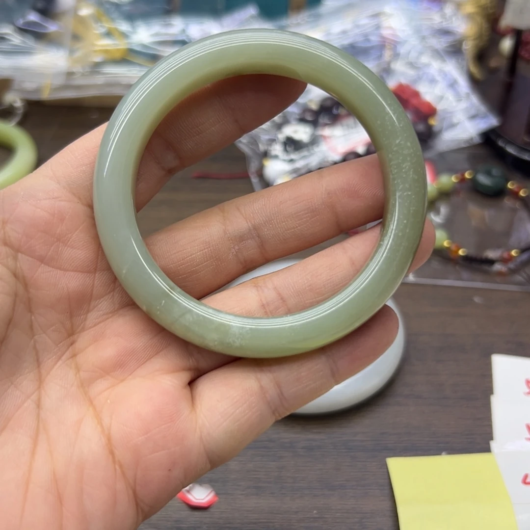 和田玉未镶嵌手镯57.9圈围431