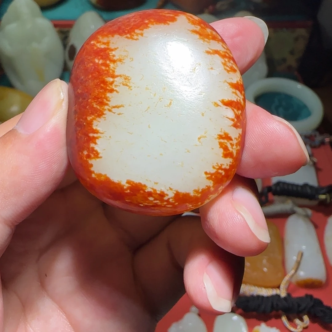 喷***王颈饰未镶嵌和田玉