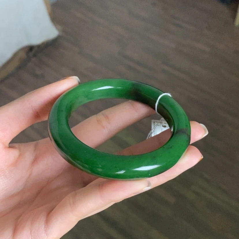 【闪购商品】未镶嵌手镯和田玉（碧玉）
