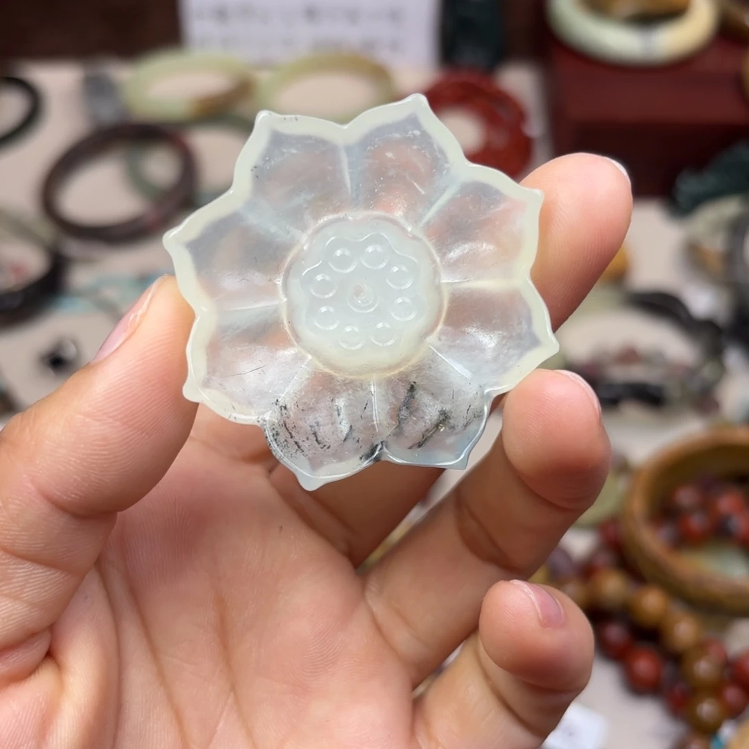 南红玛瑙颈饰未镶嵌