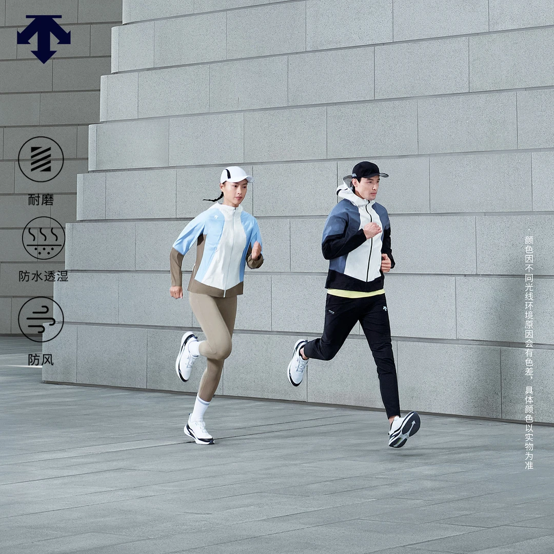 DESCENTE迪桑特跑步系列女士防风防水透湿梭织上衣新品D5232RJK02