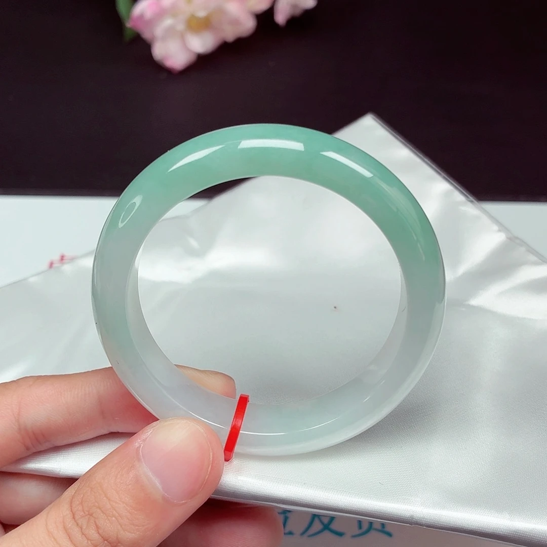 翡翠未镶嵌手镯53圈口