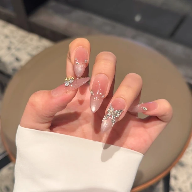 【蝴蝶效应】锆石拼钻蝴蝶百搭猫眼气质温柔 2081003 纯手工穿戴甲