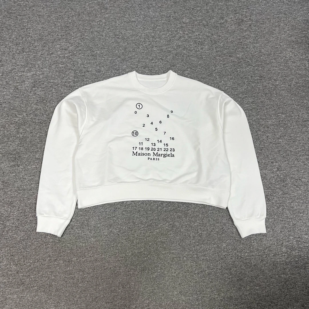 99新 Maison Margiela/梅森马吉拉 白色 胸口刺绣logo 卫衣 m码