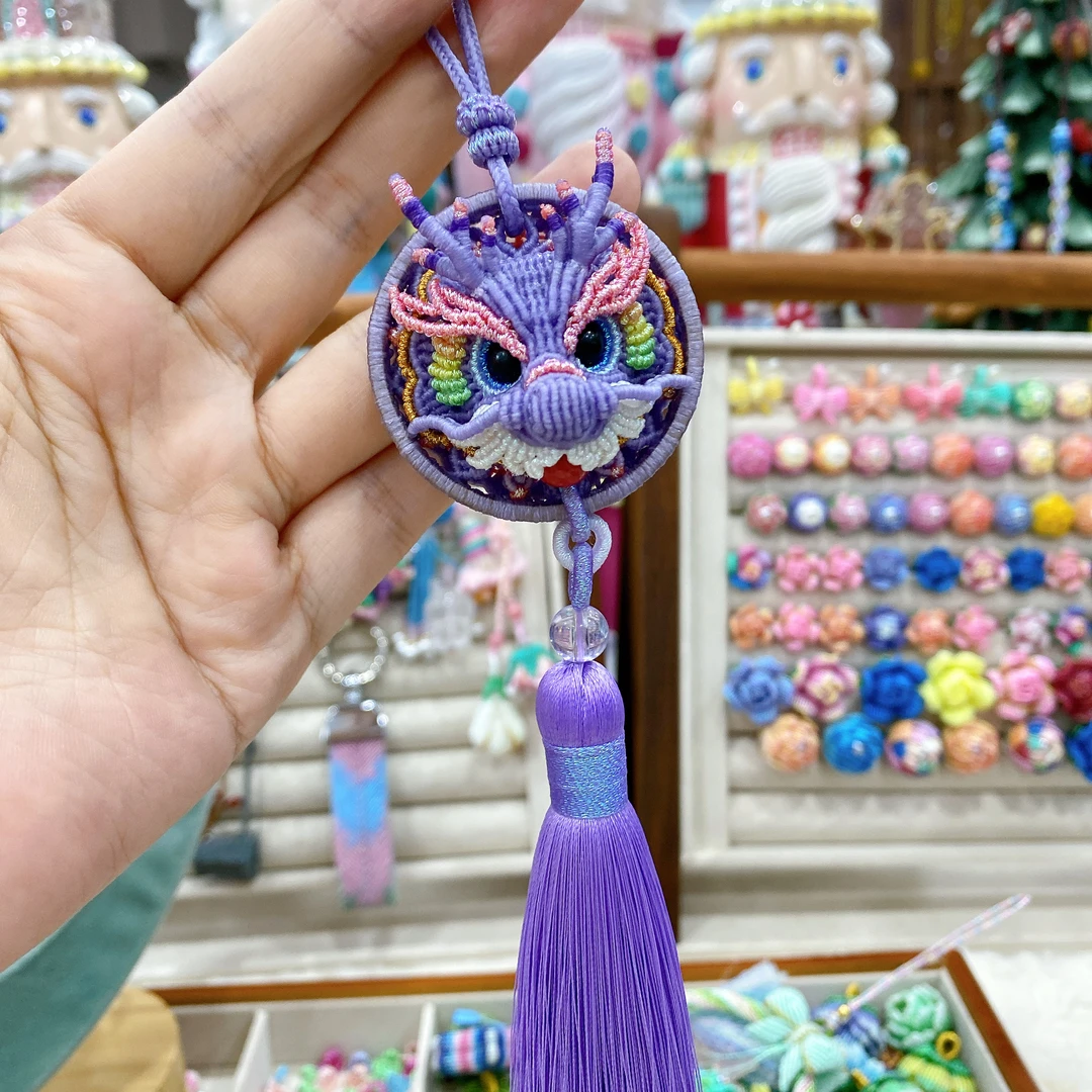 小福龙纯手工编绳香囊成品