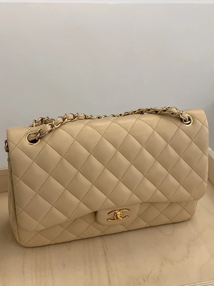 99新 Chanel/香奈儿 HIHI/奶茶色金扣双盖Jumbo 15开12098741