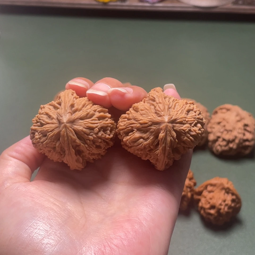 懒***我吊坠文玩核桃南疆石