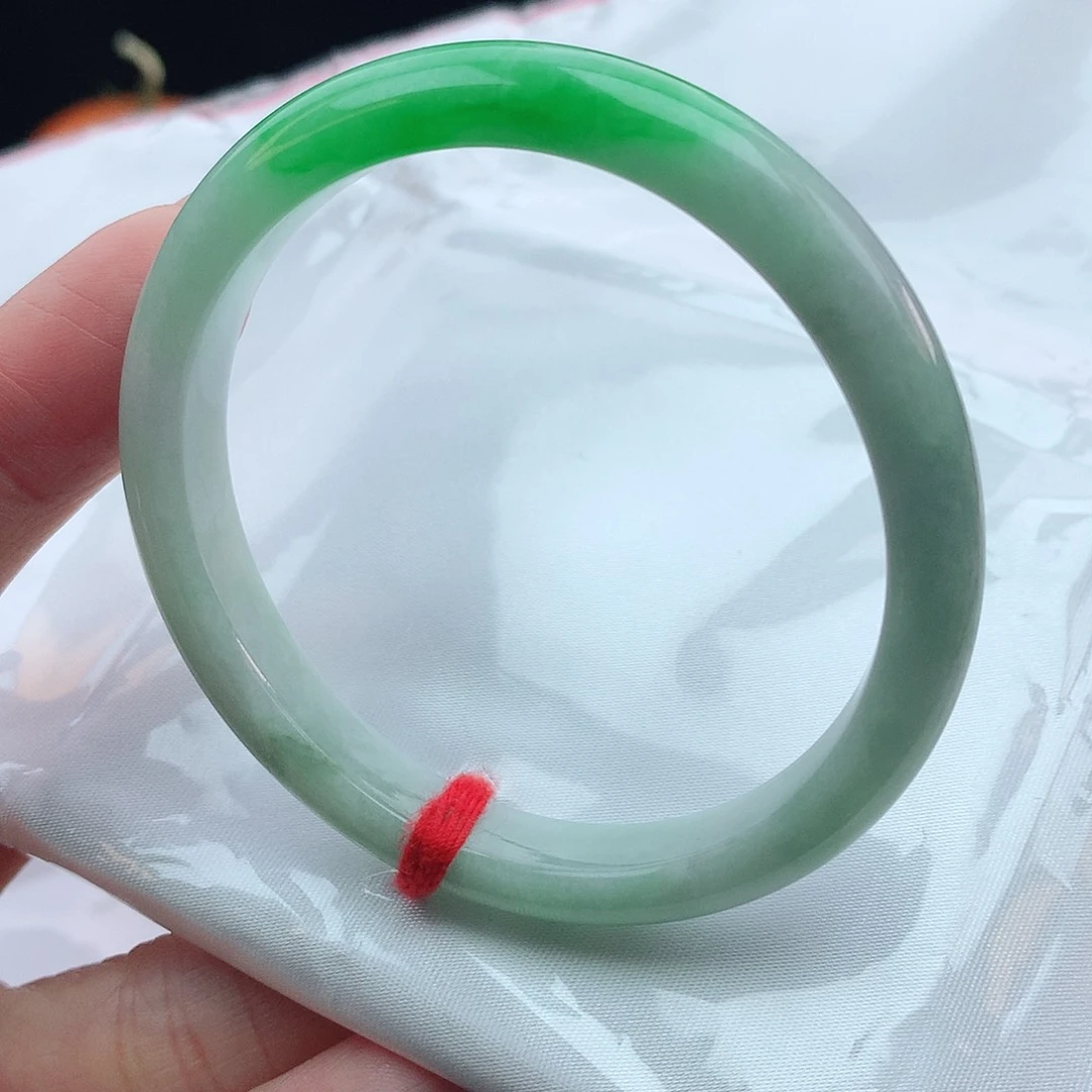 翡翠手镯未镶嵌55贵妃882291