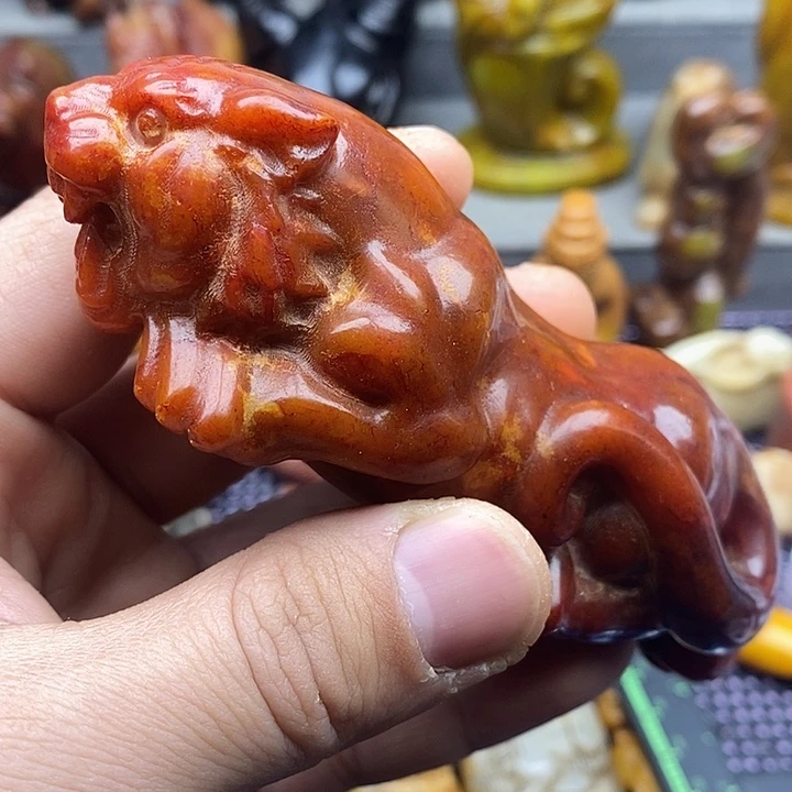 未镶嵌蛇纹石玉颈饰