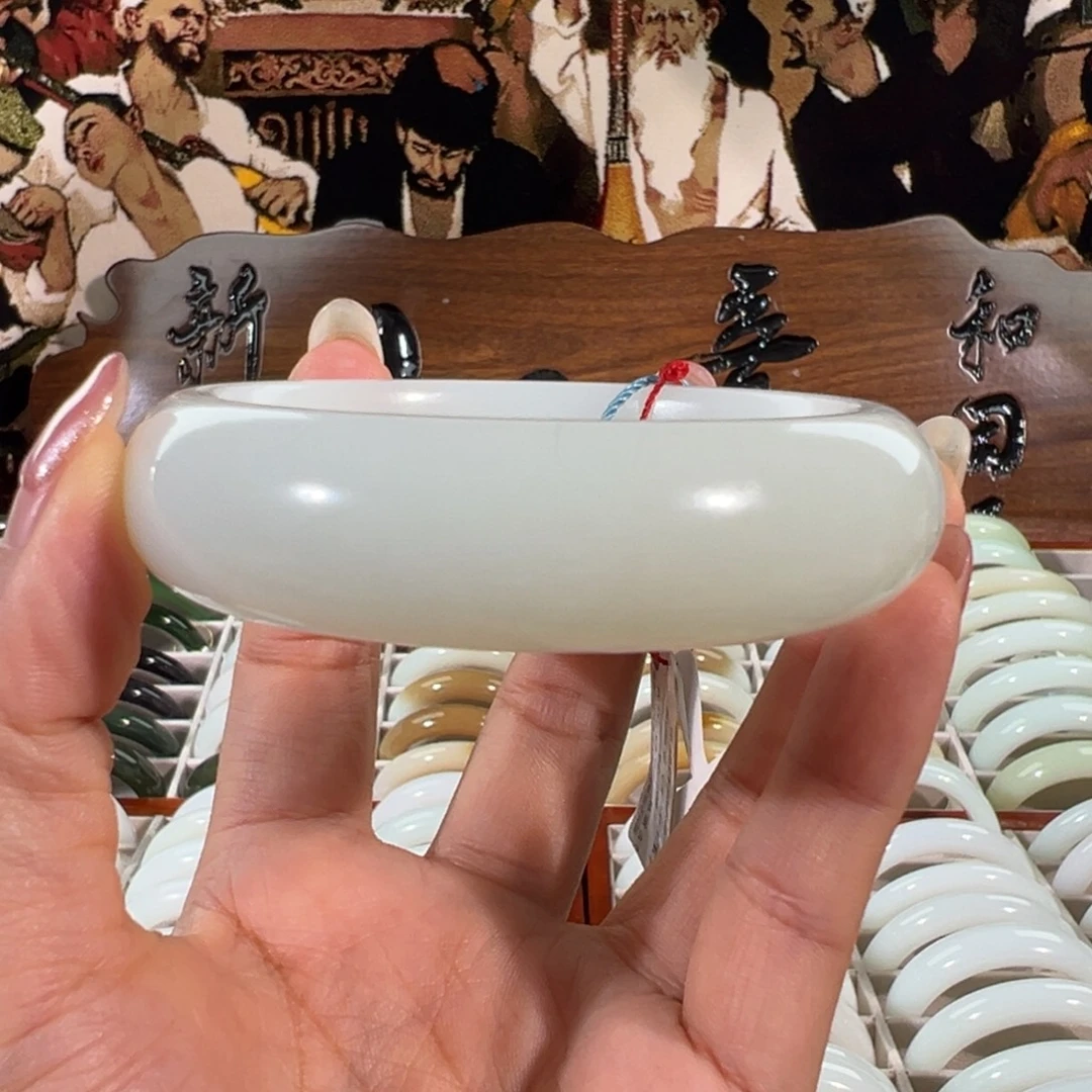 和田玉（白玉）未镶嵌手镯