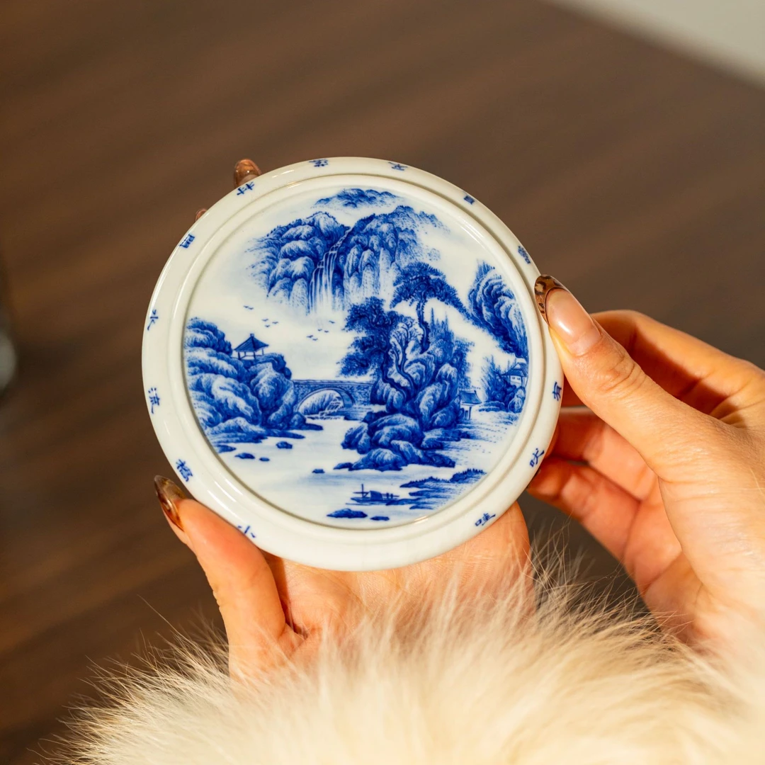 砚菲轩 青花山水大盖置